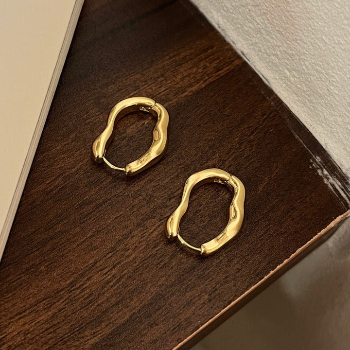 Vintage Unregelmäßige Gold- und Silberohrringe