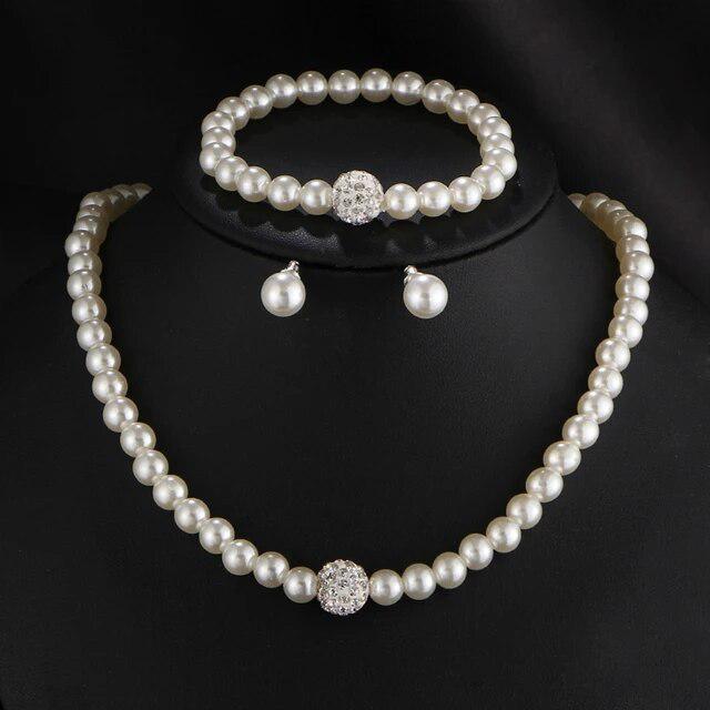 Elegantes Perlen-Set