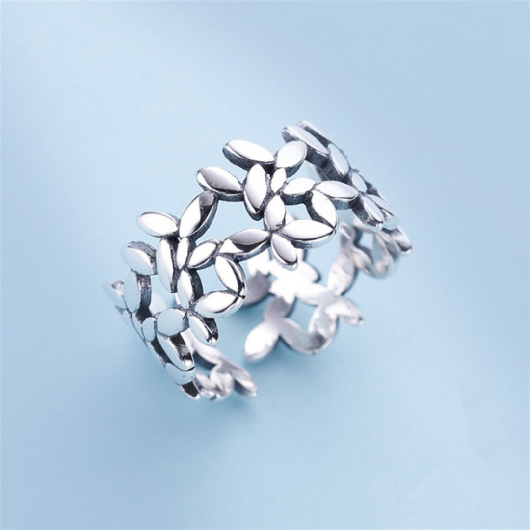 Verstellbarer Silberblatt-Ring