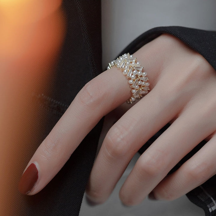 Luxus Perlenring in Gold