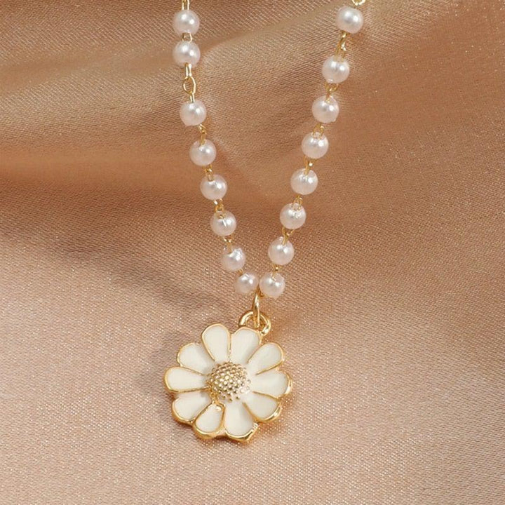 Daisy mit Perlenanhänger