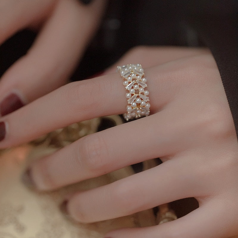 Luxus Perlenring in Gold