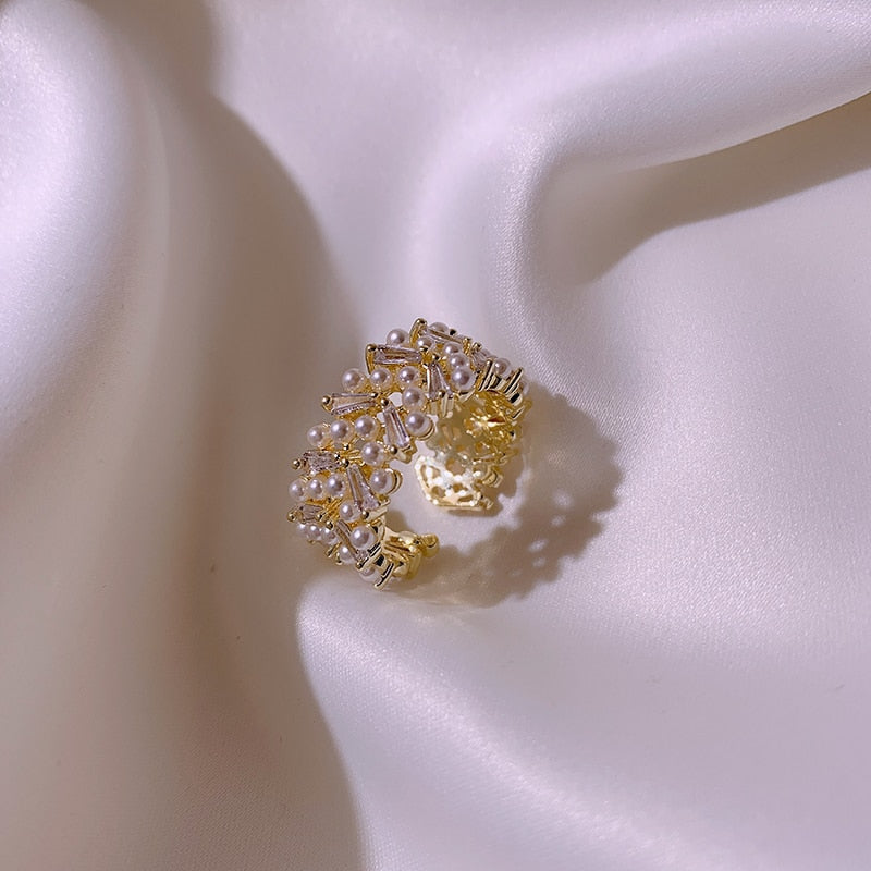 Luxus Perlenring in Gold