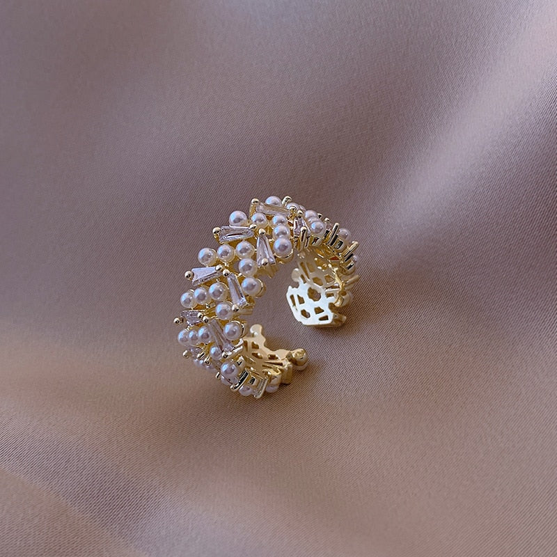 Luxus Perlenring in Gold