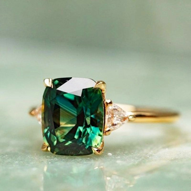 Grüner Zirkonring in Gold