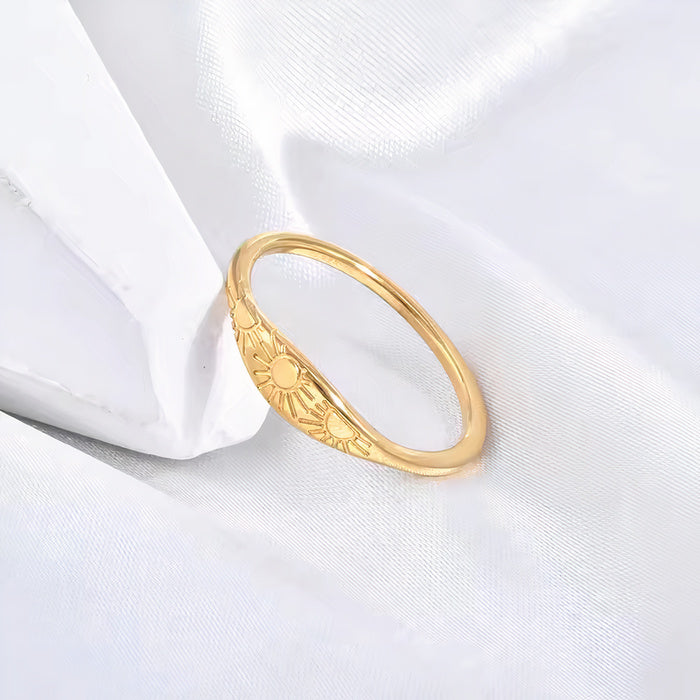 Vintage Kleiner Zirkonia Goldring
