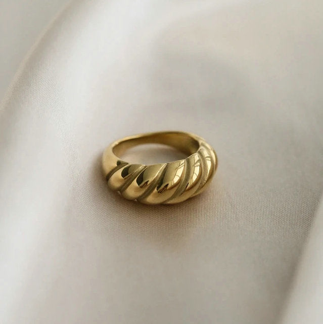 Dicker Vintage-Ring
