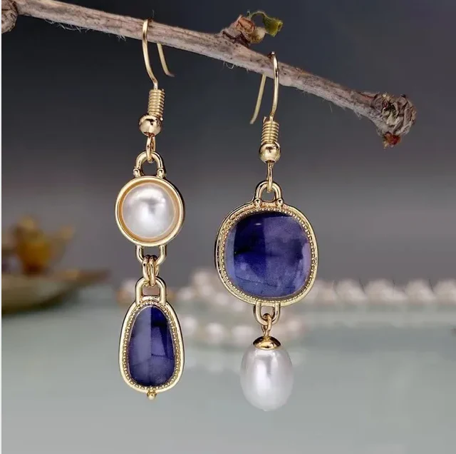 Vintage Blaustein- und Perlen-Goldohrringe