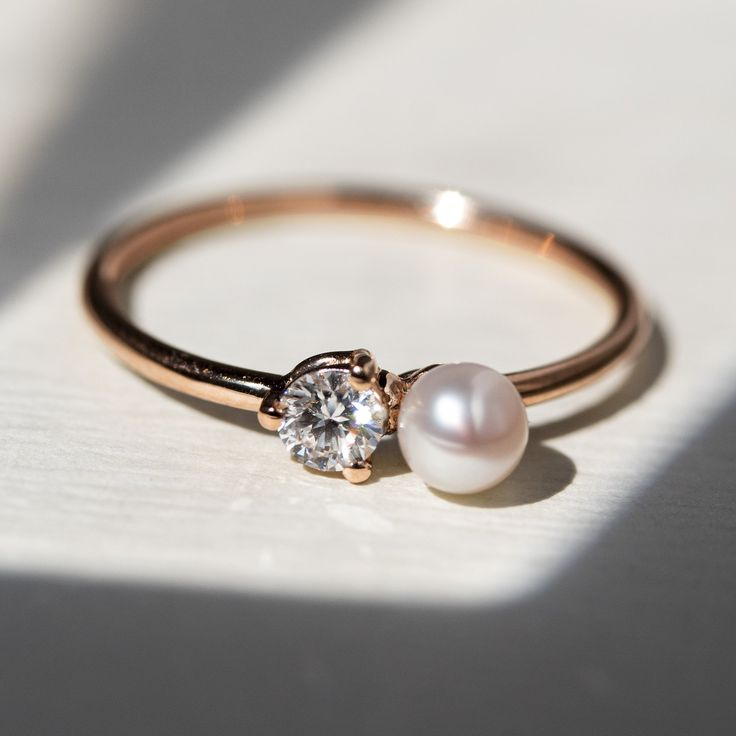 Vintage Gold- und Perlen-Zirkonia-Ring
