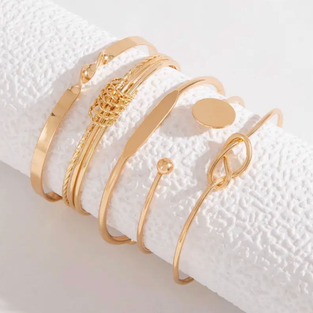 Geknotetes Eleganz-Armband-Set
