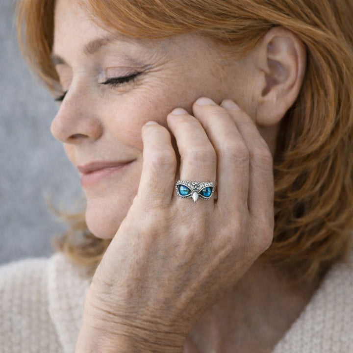 Eule des Glücks Verstellbarer Ring aus Silber und Opal