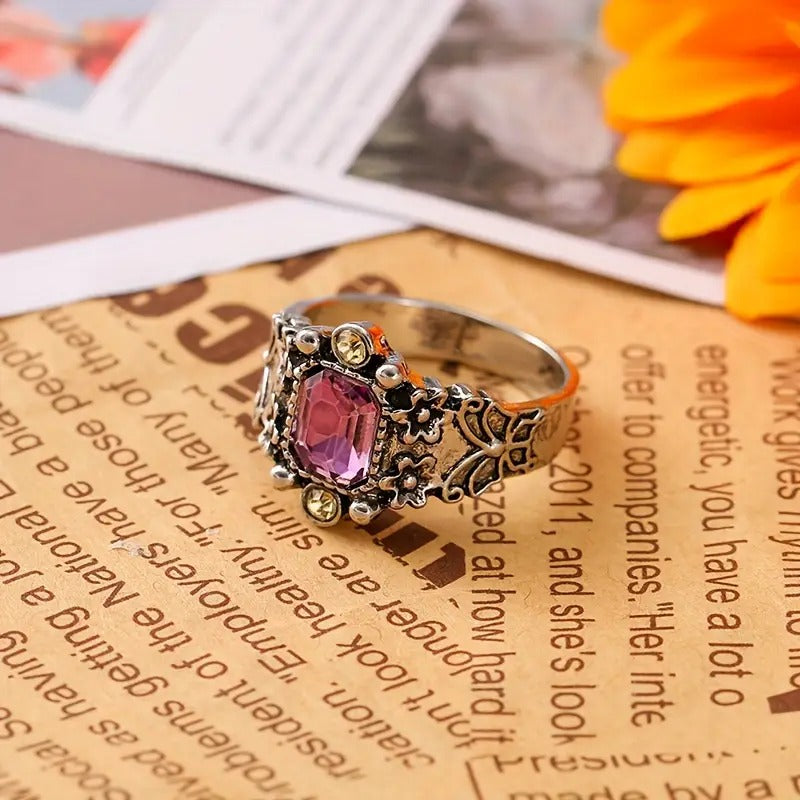 Vintage Einlegearbeit Lila Zirkonia Goldring